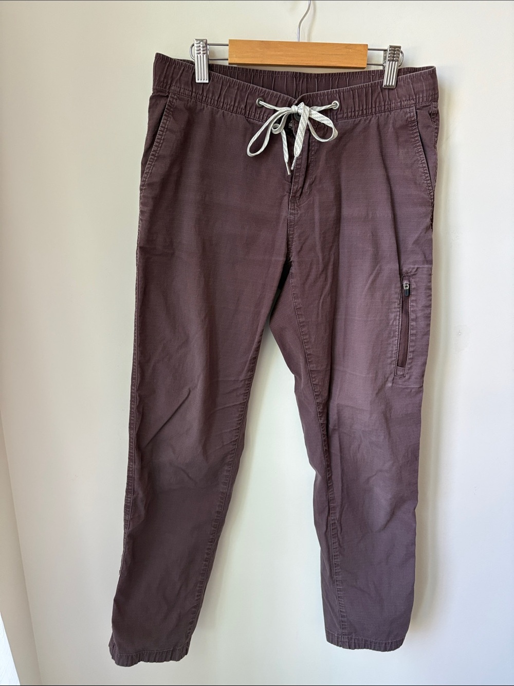 Vuori Women's Ripstop Pants in Chestnut Casual Hiking Walking Outdoor Size S